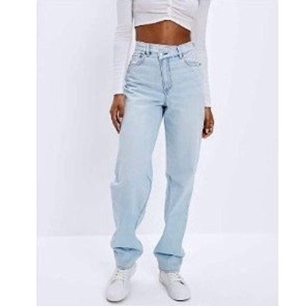American Eagle Strigid Highest Waist Crossover Baggy Straight Jeans Light Wash 4 - Picture 3 of 16